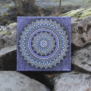 Ručně malovaná mandala na plátně